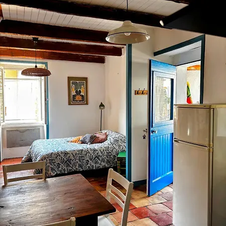 Apartment Longo Mai Vallon-Pont-dʼArc